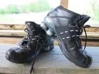 Buty firmy NIKE, za kostkę. Rozmiar 38, wkładka 24 cm