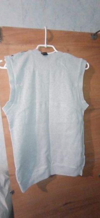 Натуральная мужская жилетка с начёсом внутри