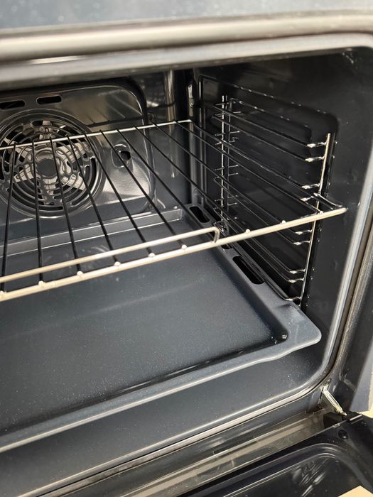 Kuchnia - zestaw szafek wiszących, blatu, piekarnika i okapu IKEA