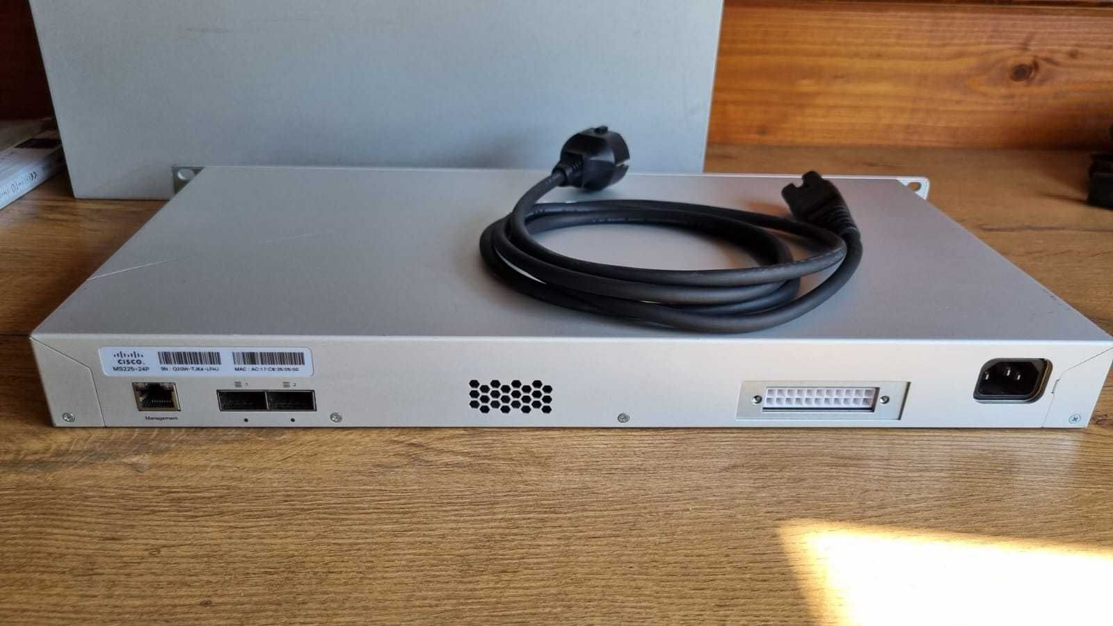 SWITCH model CISCO MS225-24P