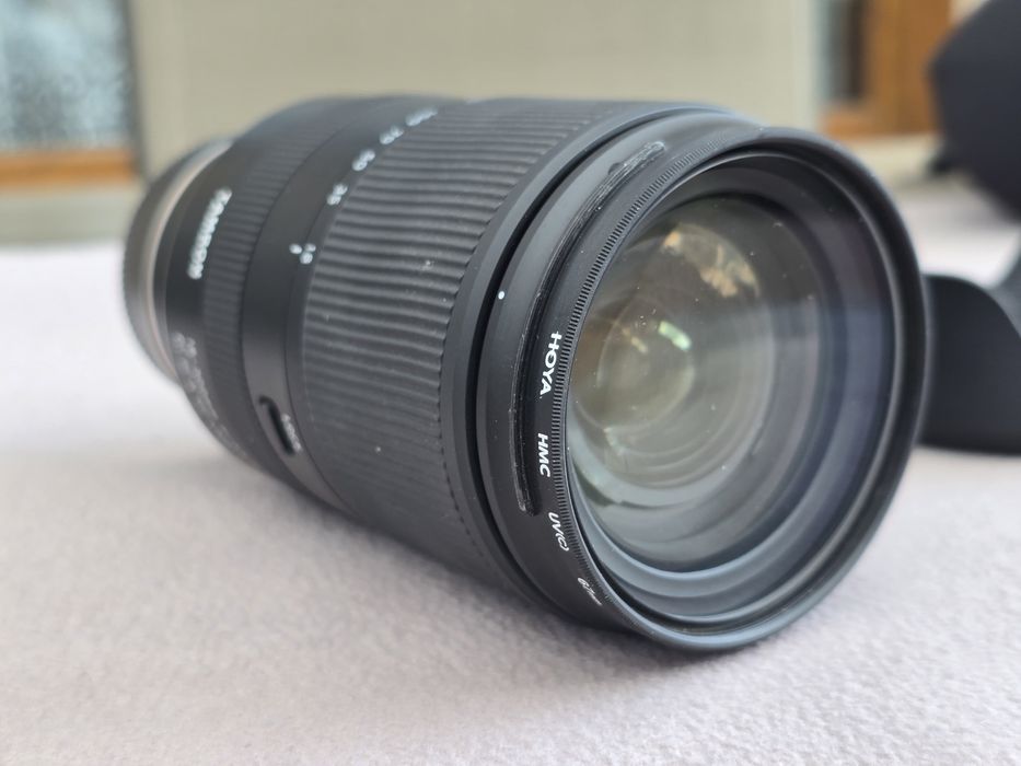 Tamron 18-300 mm 3.5-6.3 (Sony E-mount) – stan 5/5, jak nowy