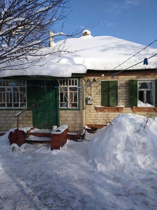 Продам будинок з ділянкою в Дергачах (вокзал)