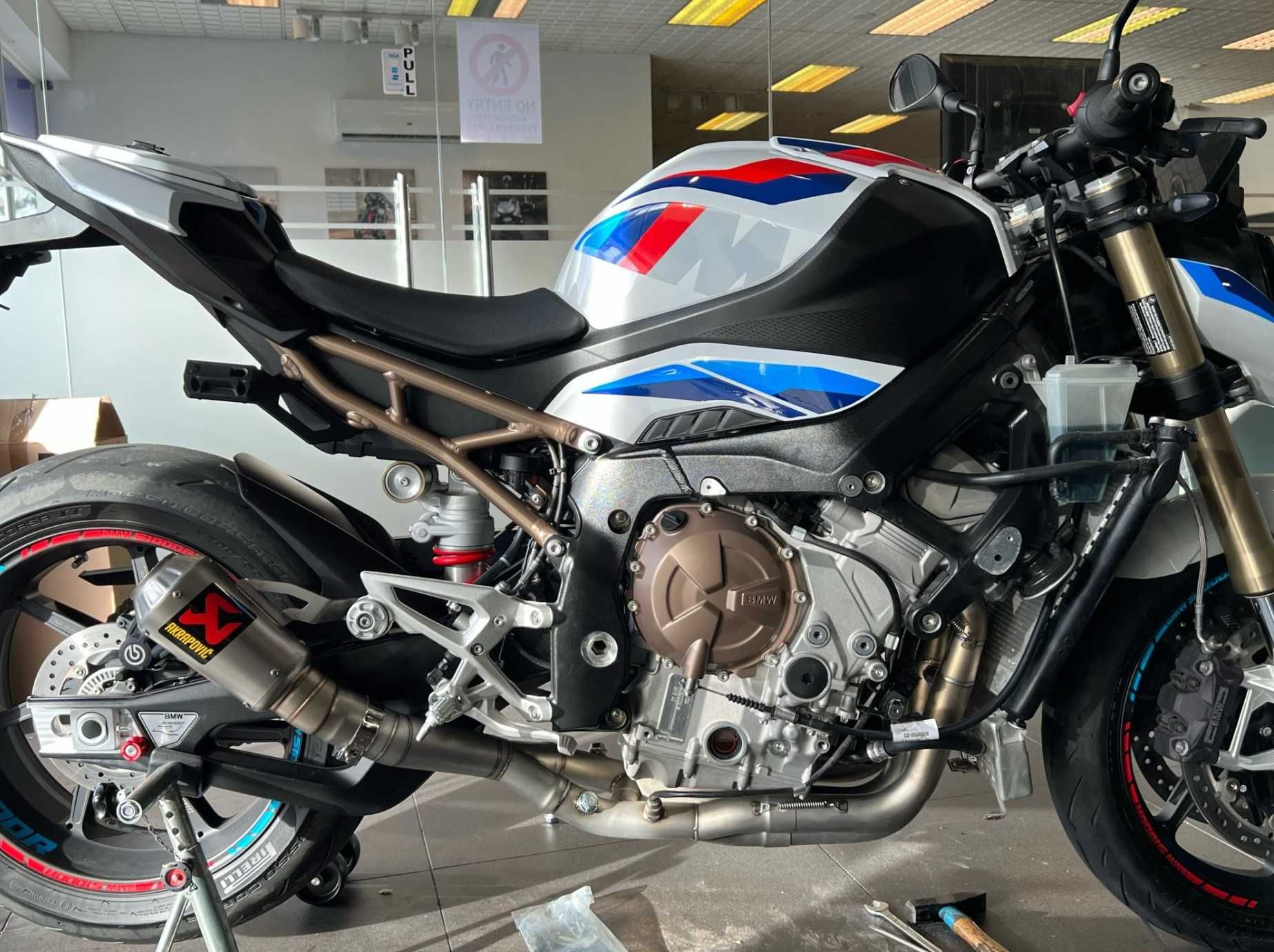 Kolektory wydechowe rury tłumik BMW S1000R S1000RR XR 19-2024 Nowe K67