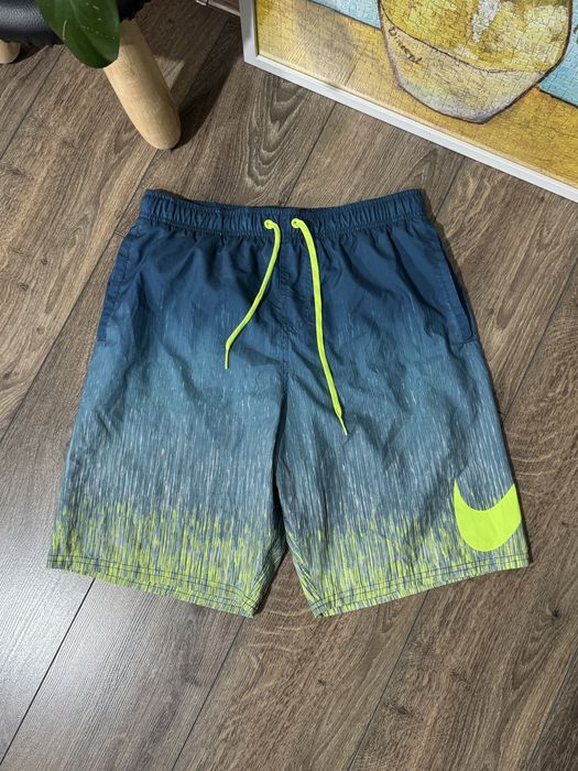 Spodenki szorty kąpielowe męskie Nike Swoosh M 38