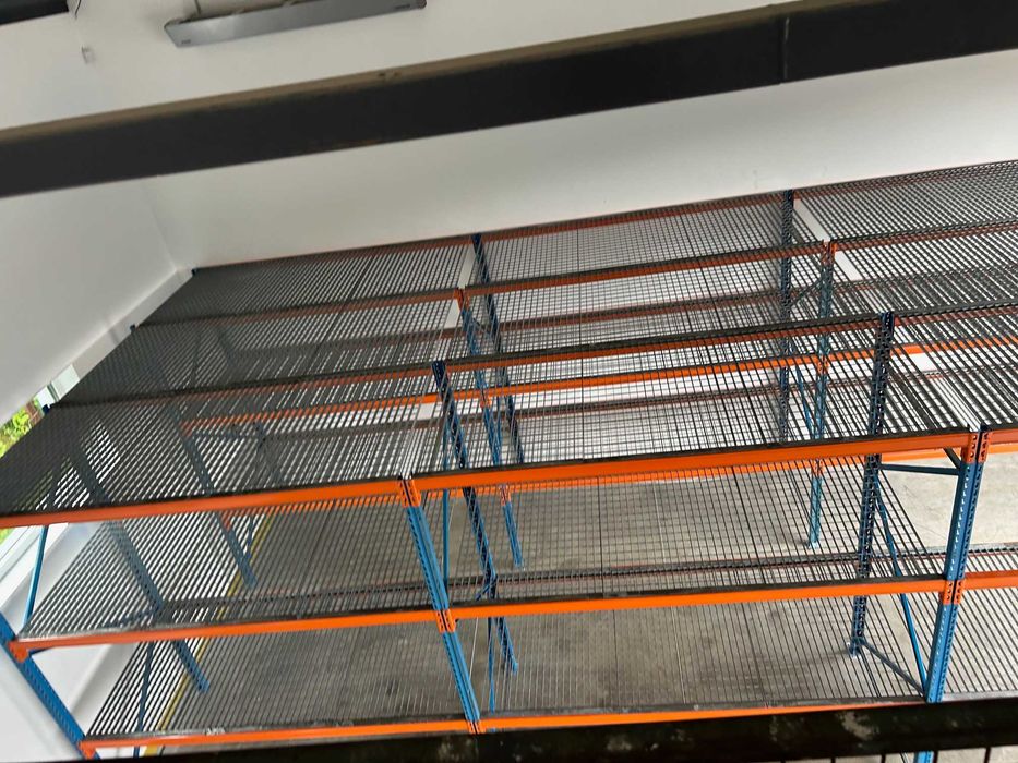 Półpiętro magazynowe antresola podest regały kraty stal pomostowe wema