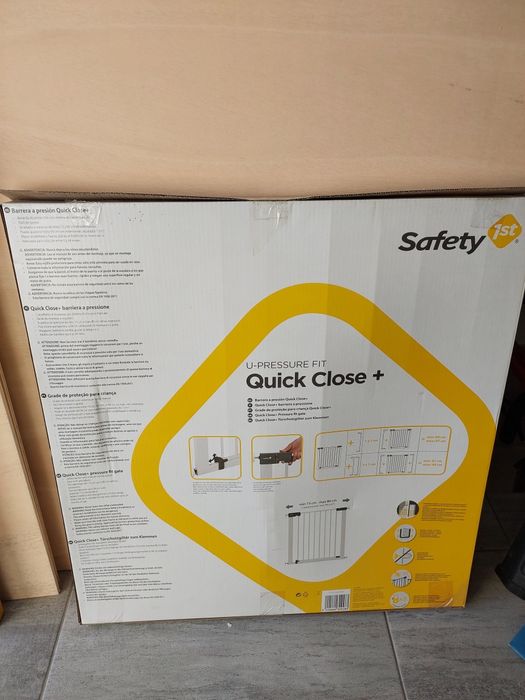 Conjunto grade de protecção para crianças