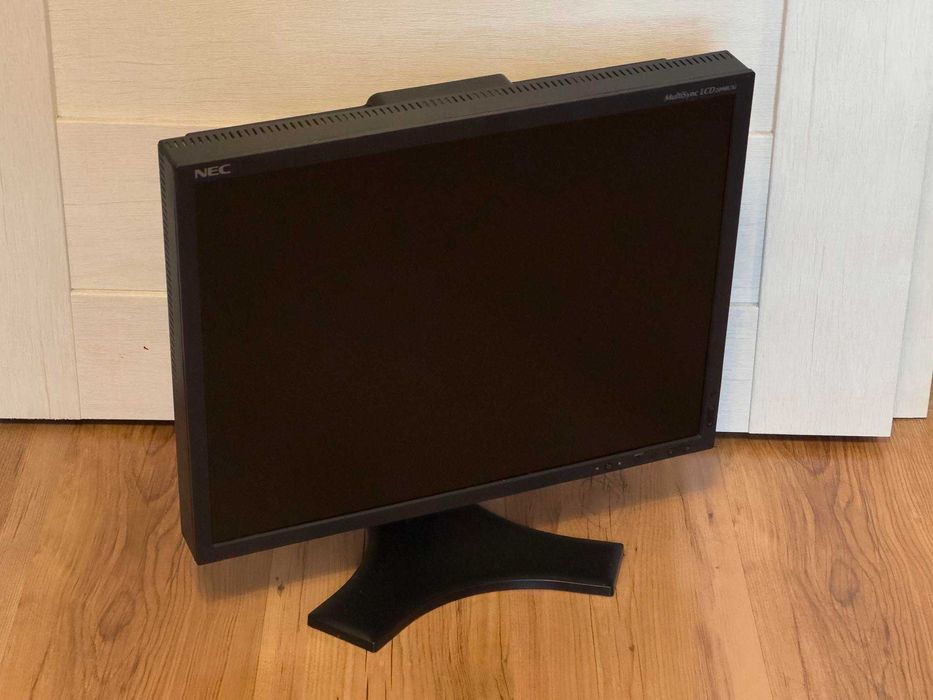 NEC MultiSync 2090UXi