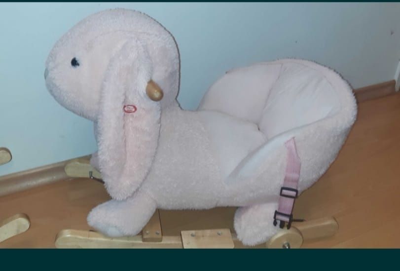 Bujaczek różowy śliczny