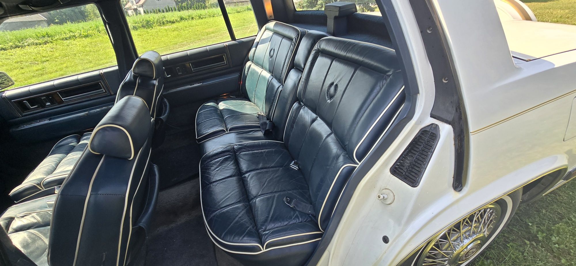 Cadillac deville 1989