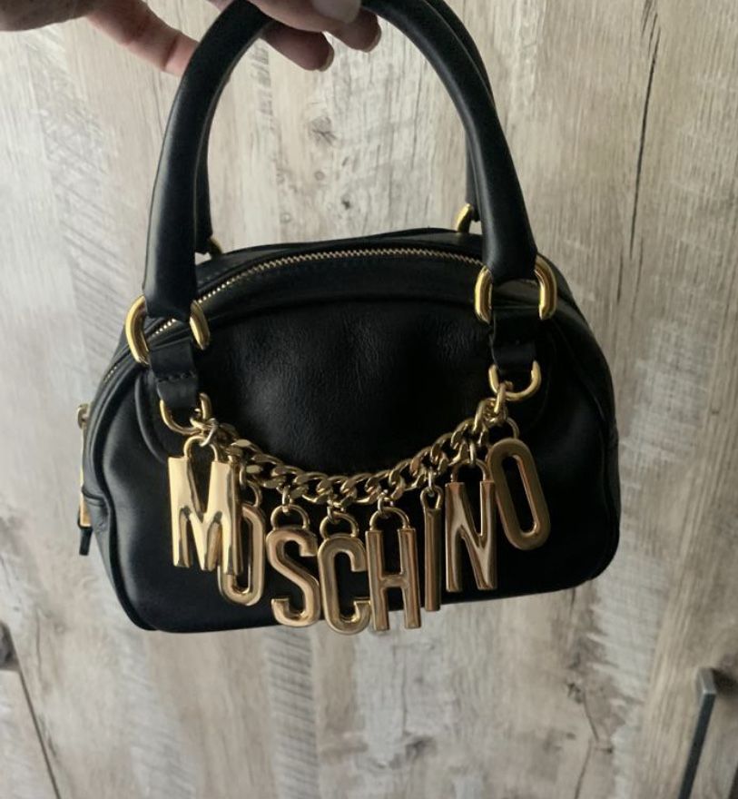 Кожаная сумка Moschino milano
