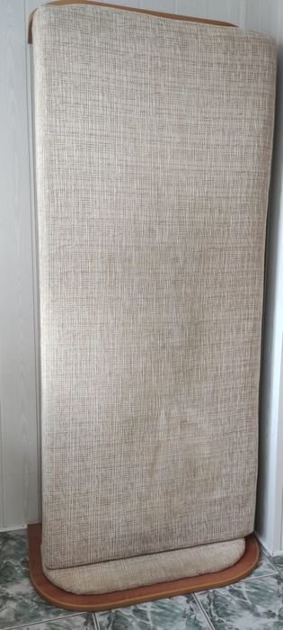 Tapczan jednoosobowy, otwierany