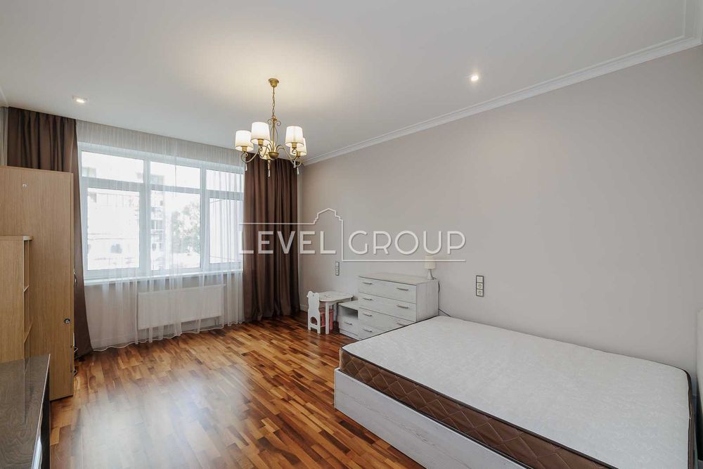 Пропонується 3-кімнатна квартира на Антоновича 131, Голосіївський р-н