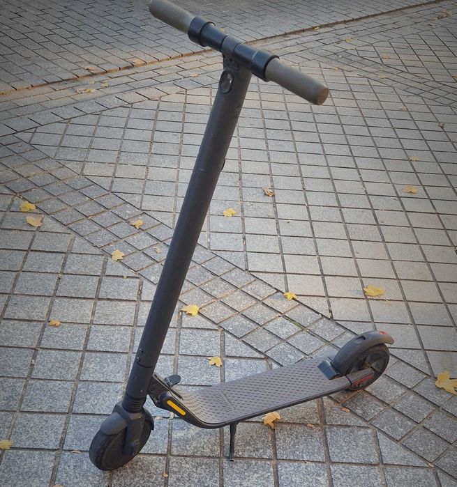 Hulajnoga Elektryczna Ninebot KickScooter ES2L by SEGWAY Świetny Stan!