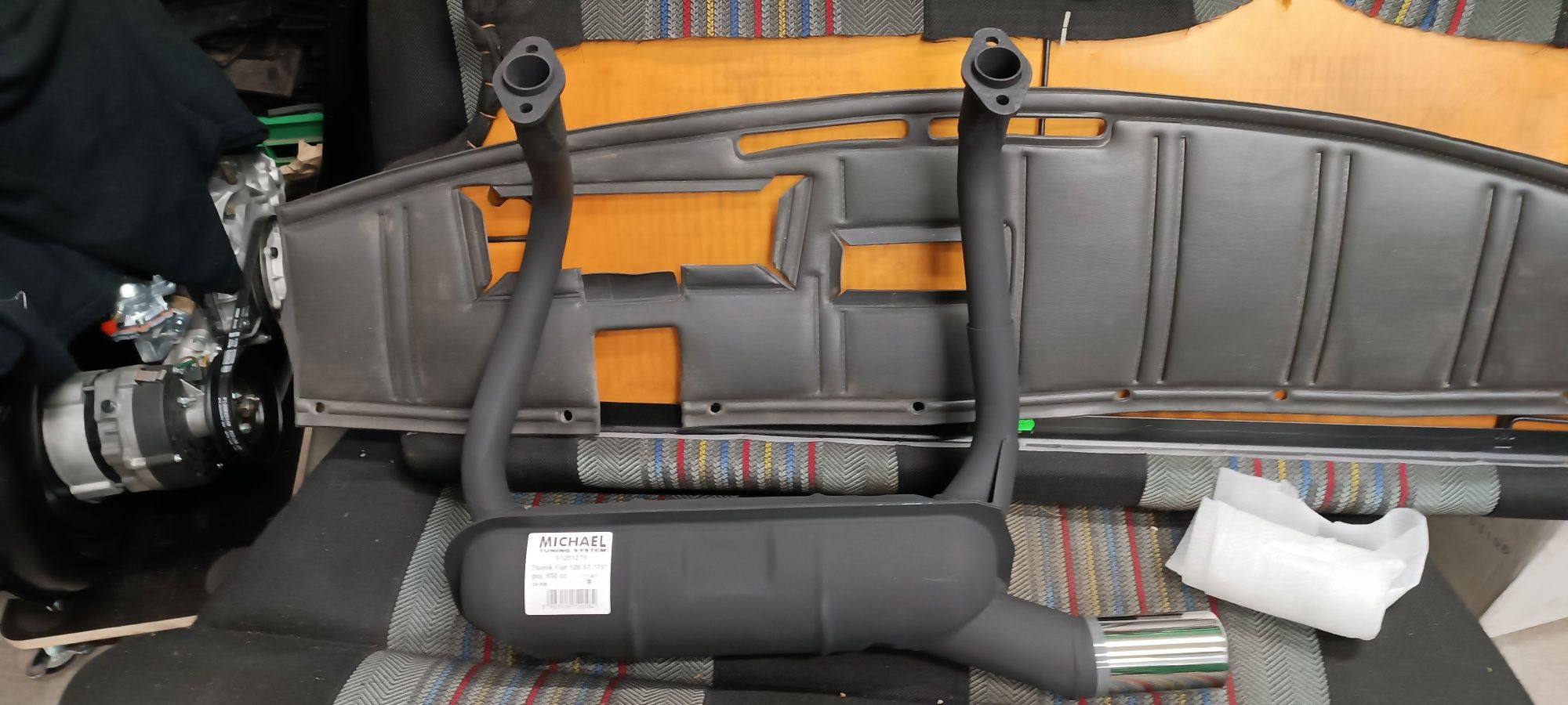 Fiat 126p tłumik sportowo turystyczny Michael niski dźwięk. Nowy