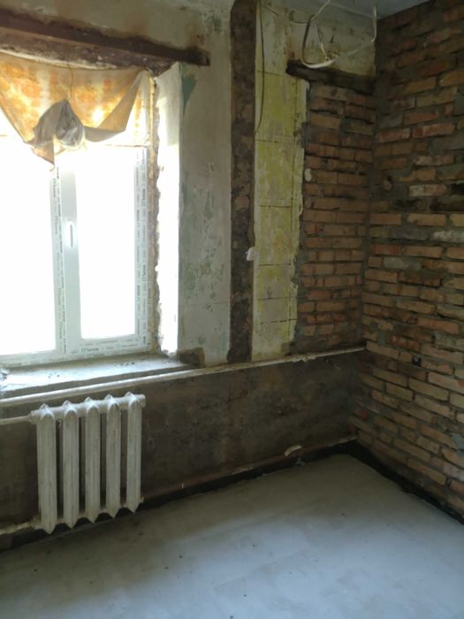 Продам дом под реконструкцию, район просп. И. Мазепы (Петровского)