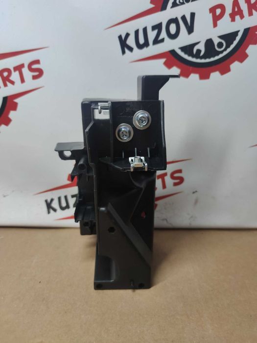 Кронштейн радіатора Jeep Cherokee 2019-