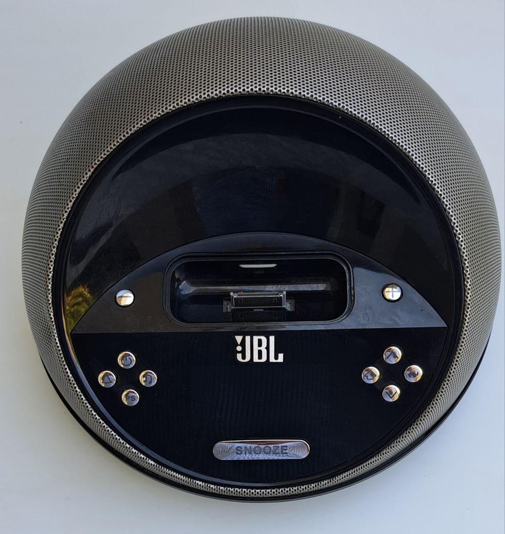 Telefone Apple.Rádio,despertador, carregador de tlf. Apple, marca JBL.