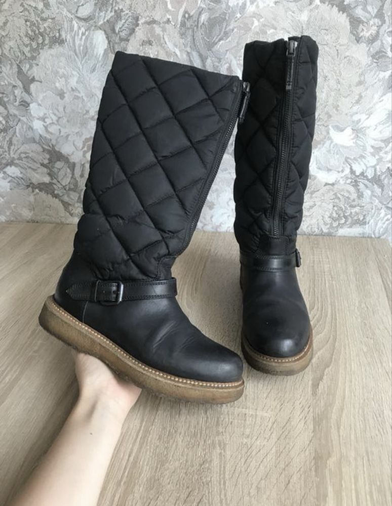 Moncler  37 р ИТАЛИЯ чоботи сапоги сапожки ботинки