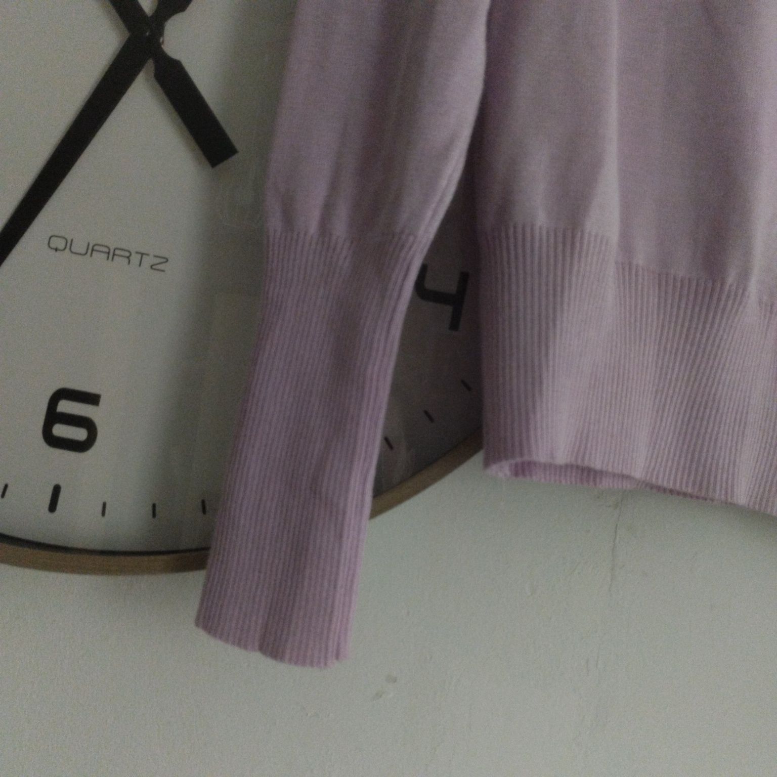 Sweter cienkiego z viskozy