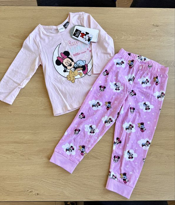 Піжама на дівчинку 92-98 р нова Waikiki, minnie mouse