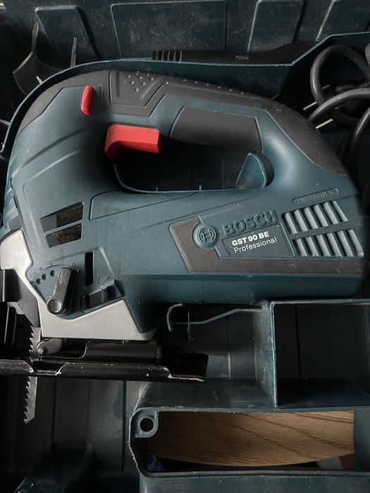 Wyrzynarka bosch GST 90 BE