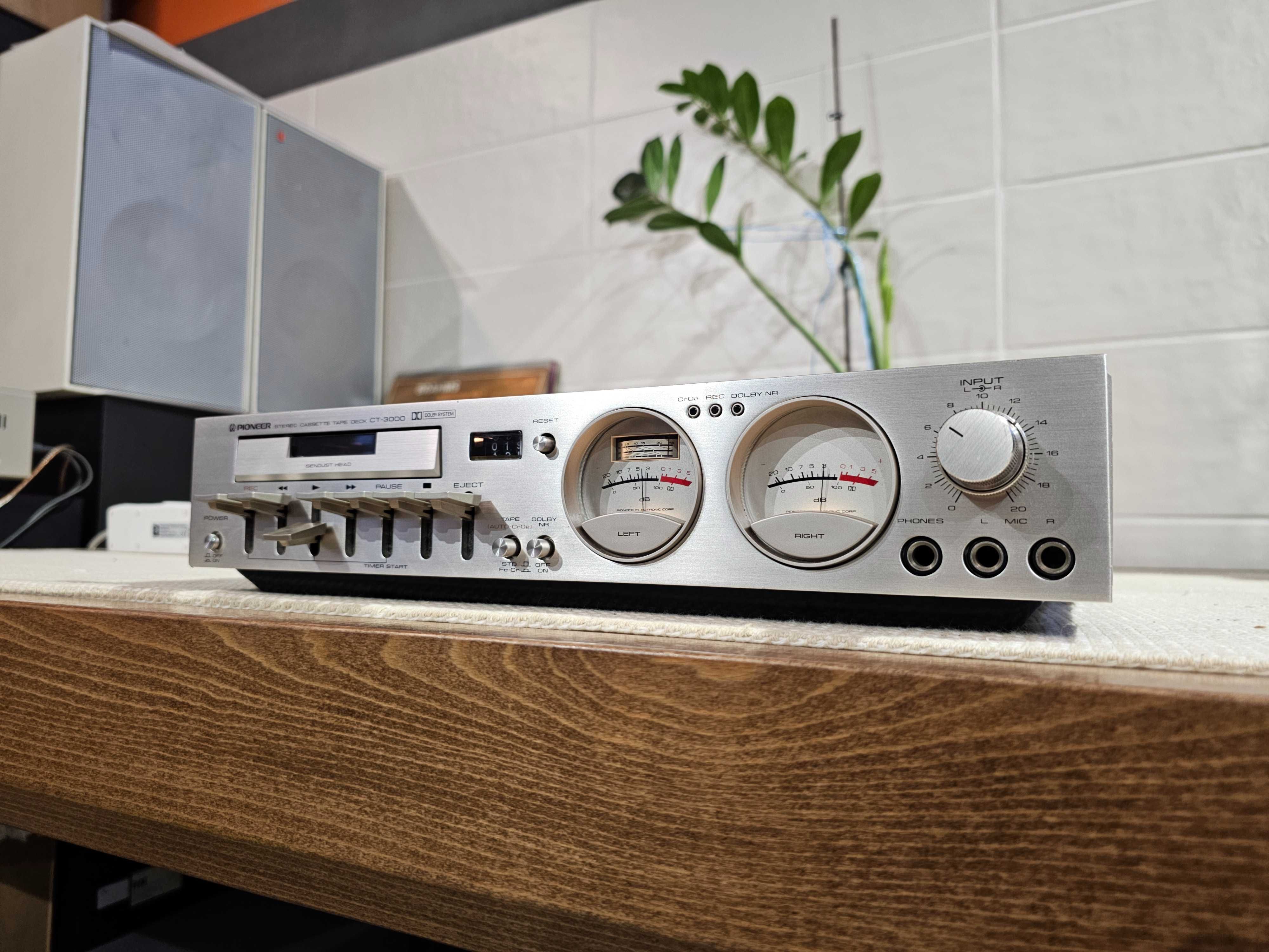 Касетна дека Pioneer CT-3000