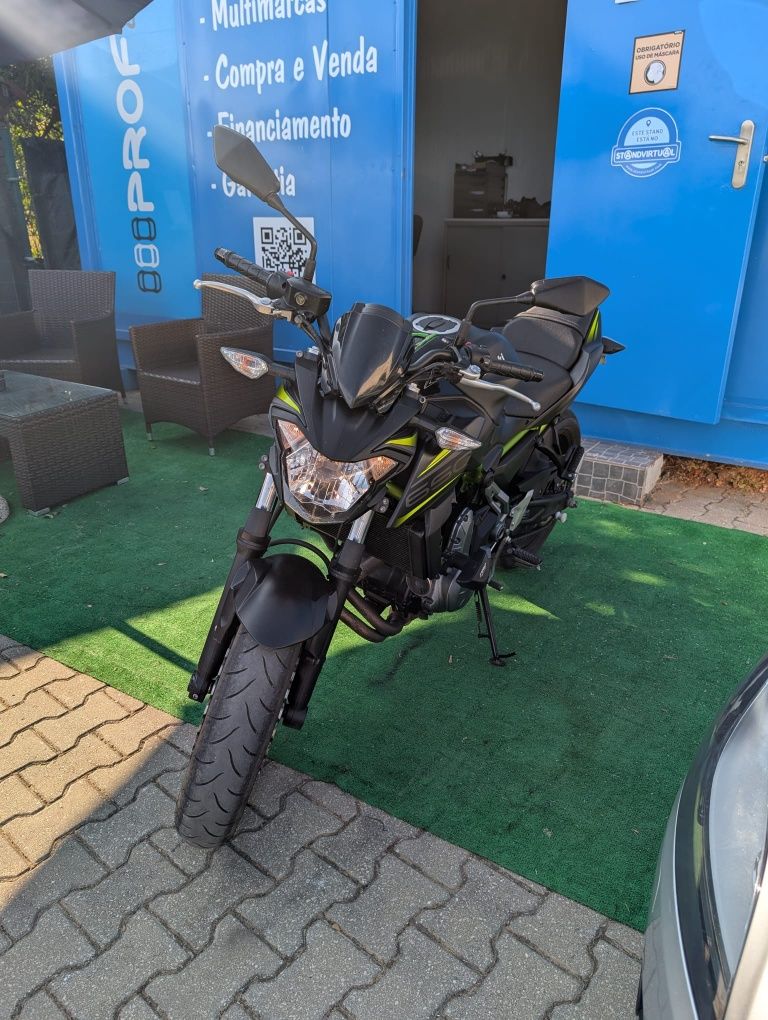 Kawasaki z650 como nova