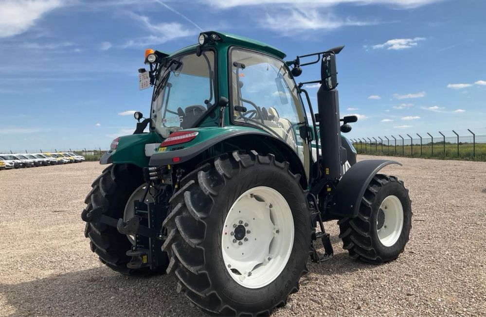 TRATOR ARBOS 5100 MFWD 2022 NOVO APENAS 800 H MOTOR JCB #OPORTUNIDADE#