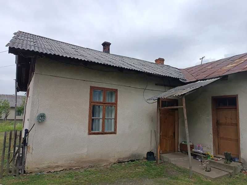 ПРОДАЖ - Громадський будинок, площею 184,8 кв.м. с.Старі Богородчани