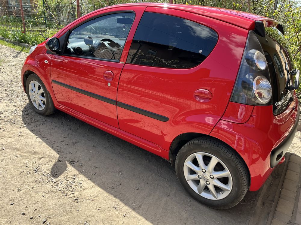 Citroen C1 компактне,  зручне авто на автоматі (робот)
