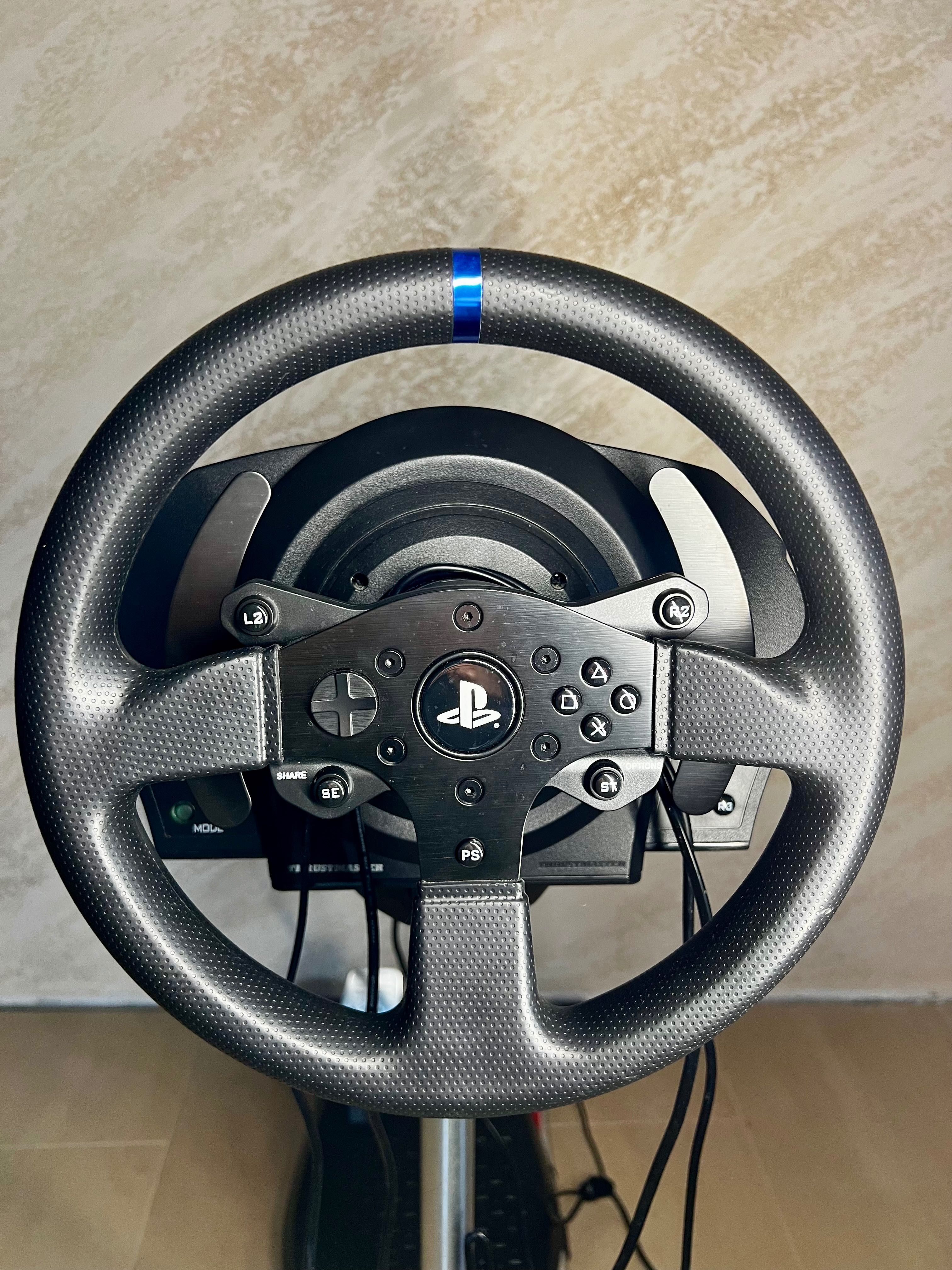 Thrustmaster T300RS