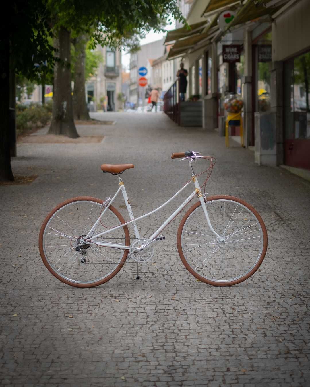 Bicicleta Pasteleira OSOB White Bloom Custom