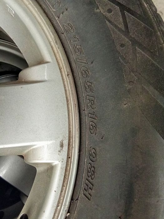 Диски Киа с зимней резиной