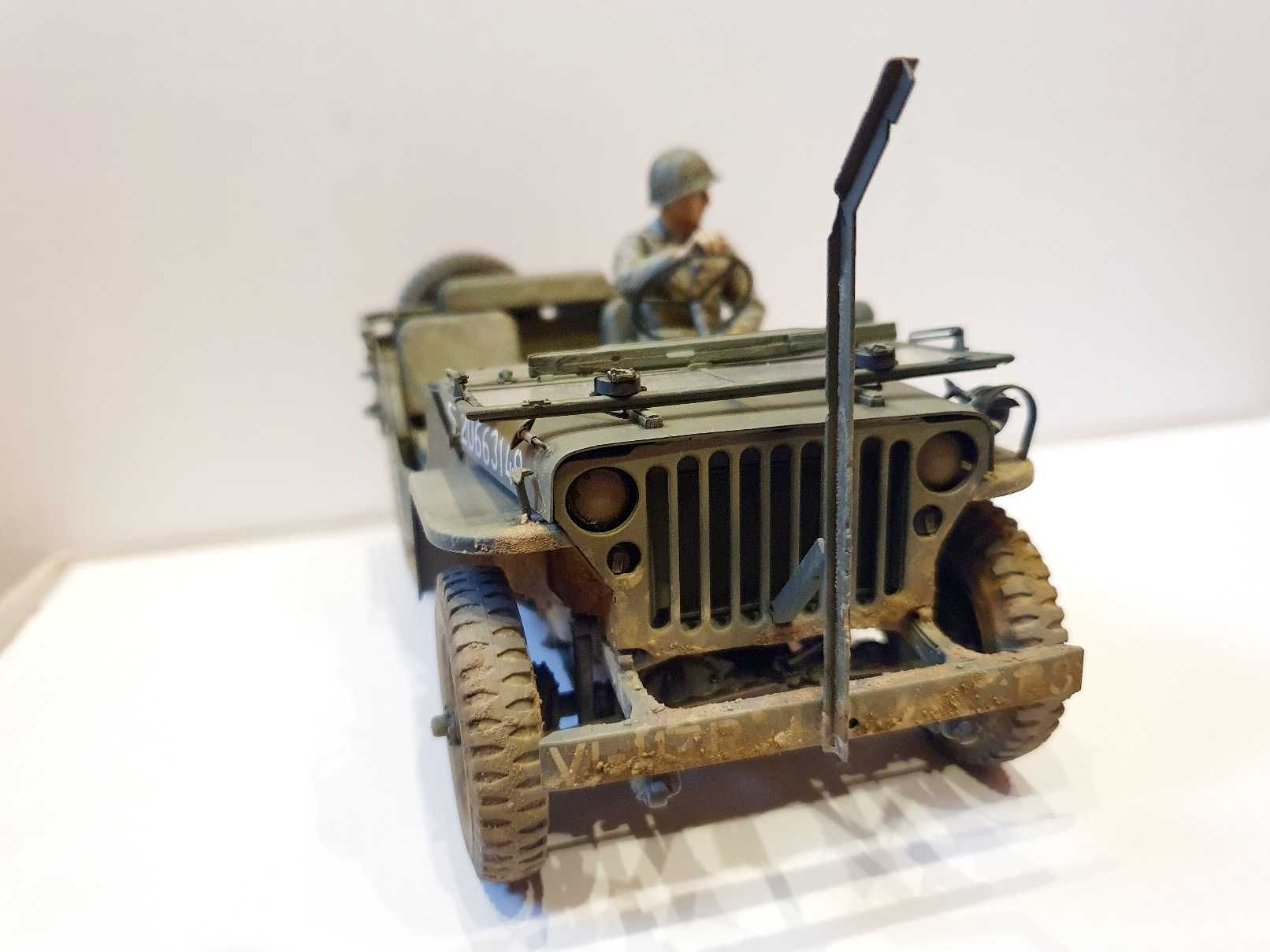 Gotowy model Jeep Willys 1:16 Takom