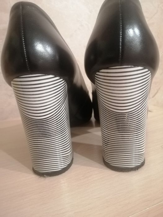 Туфлі RYLKO 37,5