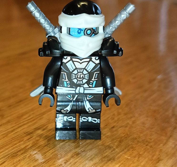 Lego Ninjago Kai, Lloyd, Nya, Cole, Zane, Jay, Morro sezon 5