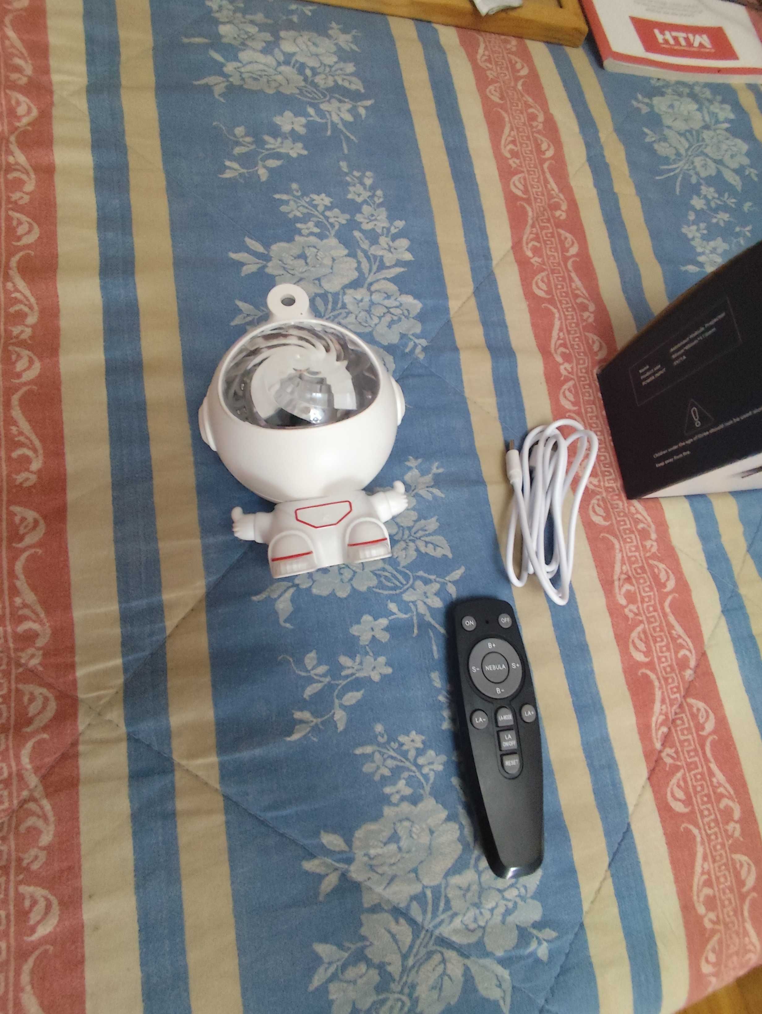 Astronauta led para decoração