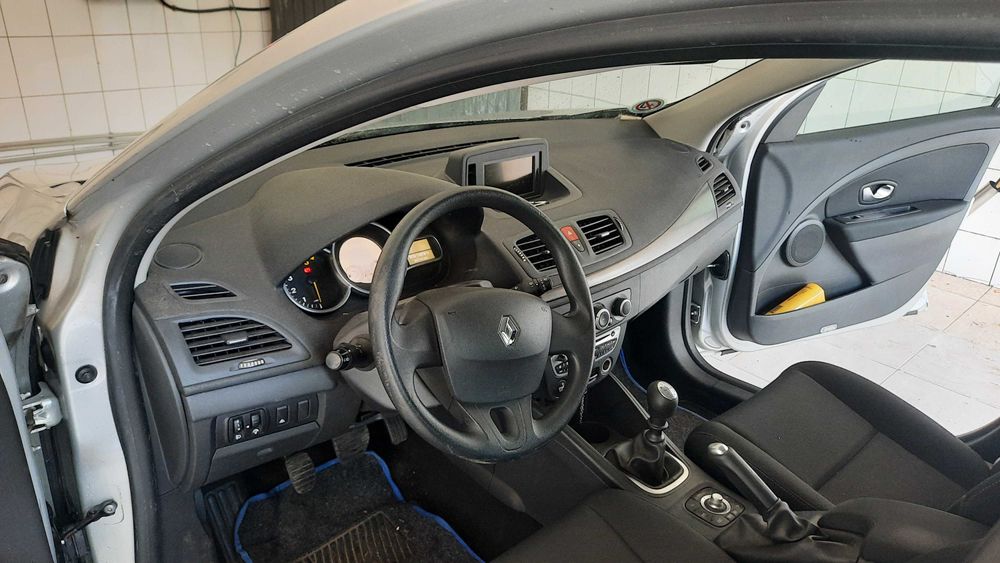 Рено Меган Renault Megane