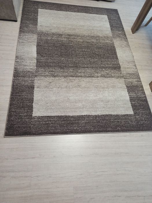 Dywan 160x220 stan bdb