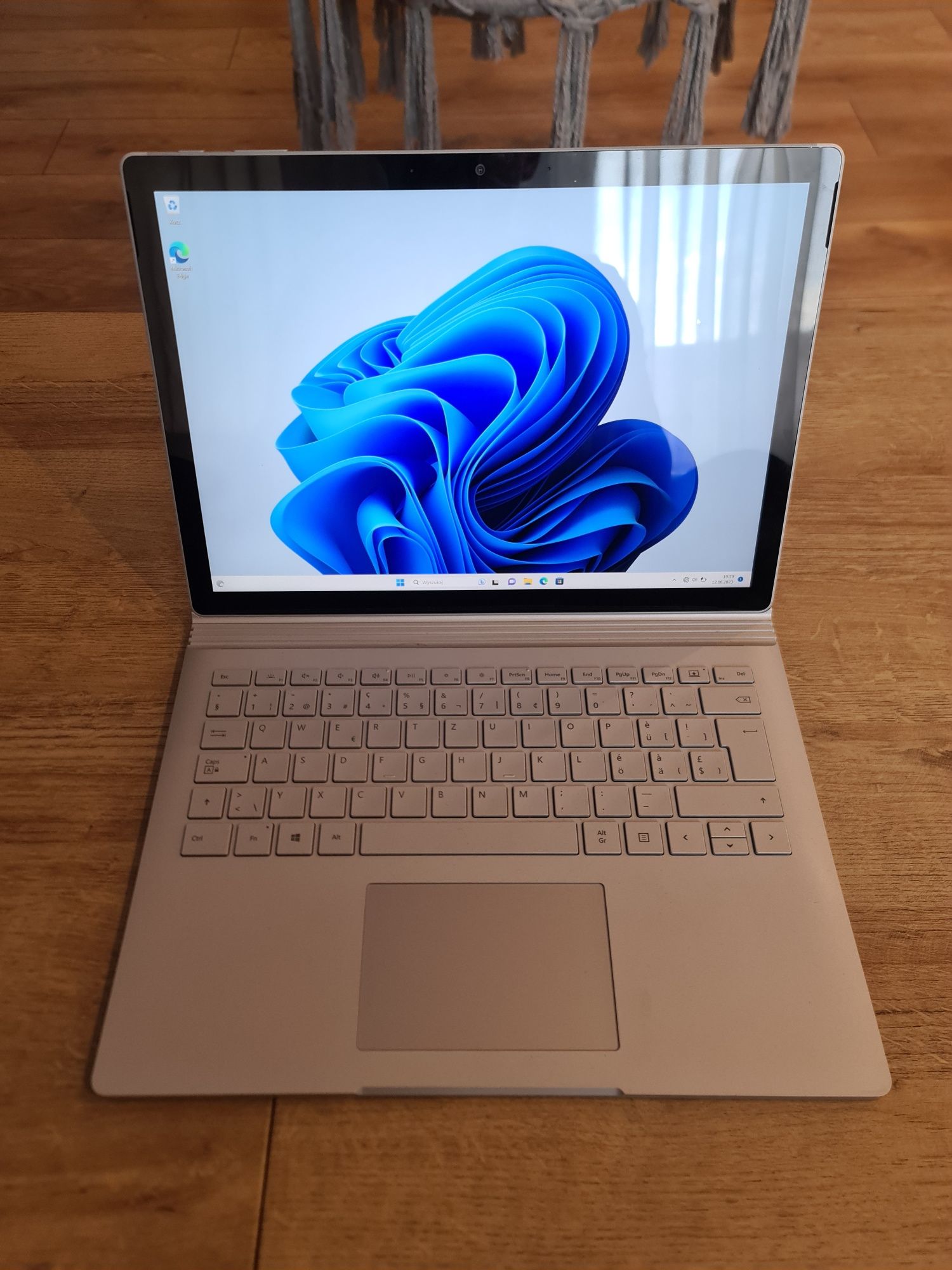 Microsoft Surface Book 3