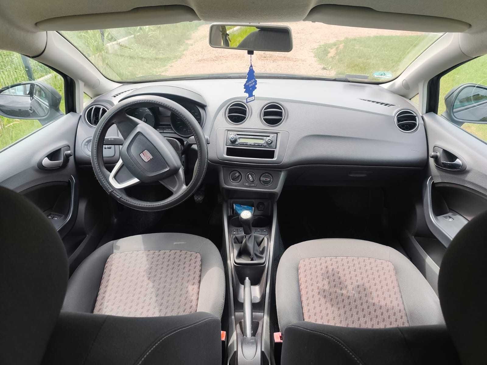 Seat Ibiza IV 1.2 4 benzyna klimatyzacja 5 drzwi, stan bardzo dobry.