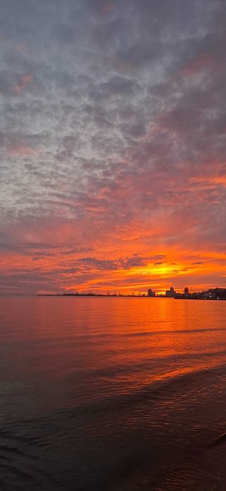 Аренда супер апартаменты 1+1, =1000грн, море 150м. Дуррес  Албания .