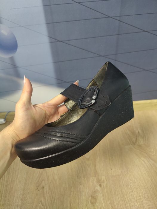 Туфлі 37 р нат шкіра