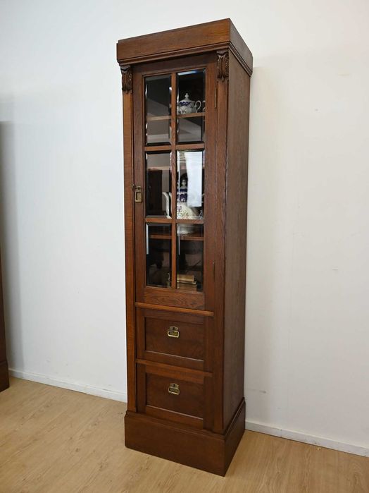 wąski słupek biblioteka jednodrzwiowa 092304