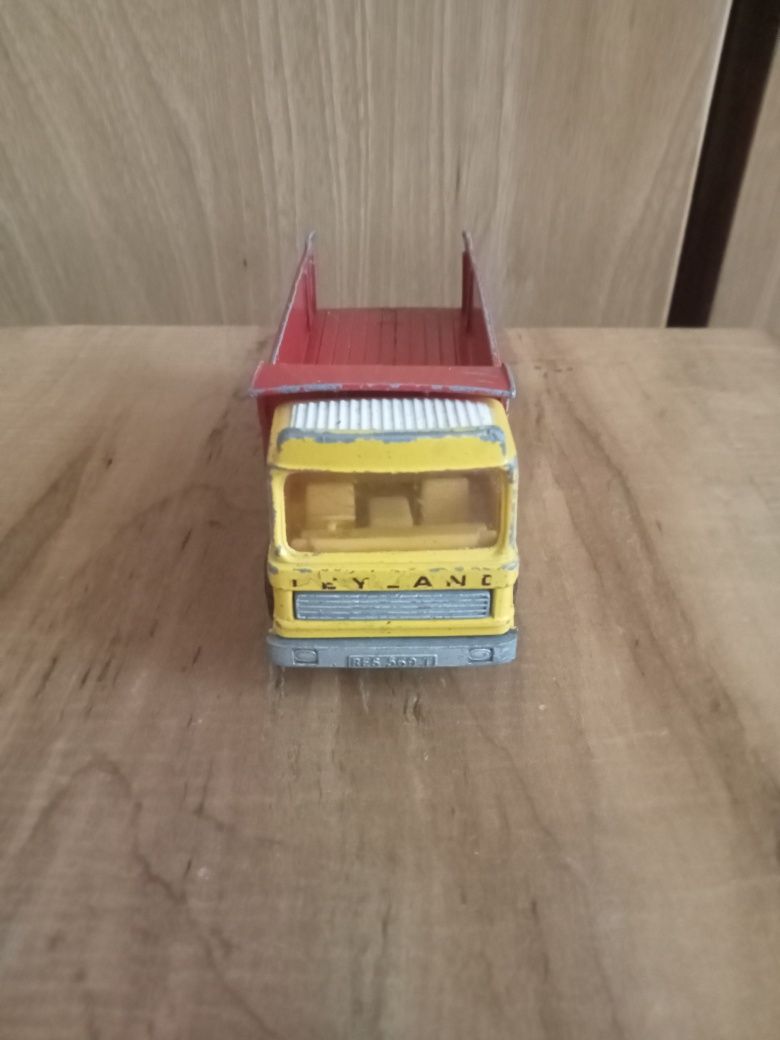 matchbox super kings k37/2  wywrotka.