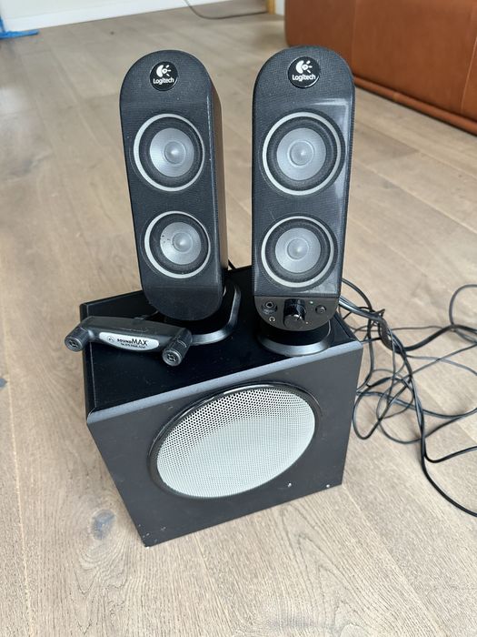 Logitech zestaw głośników+kamerka