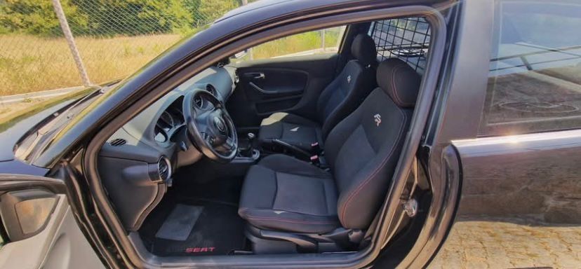 Seat Ibiza 6L PD130 de livrete