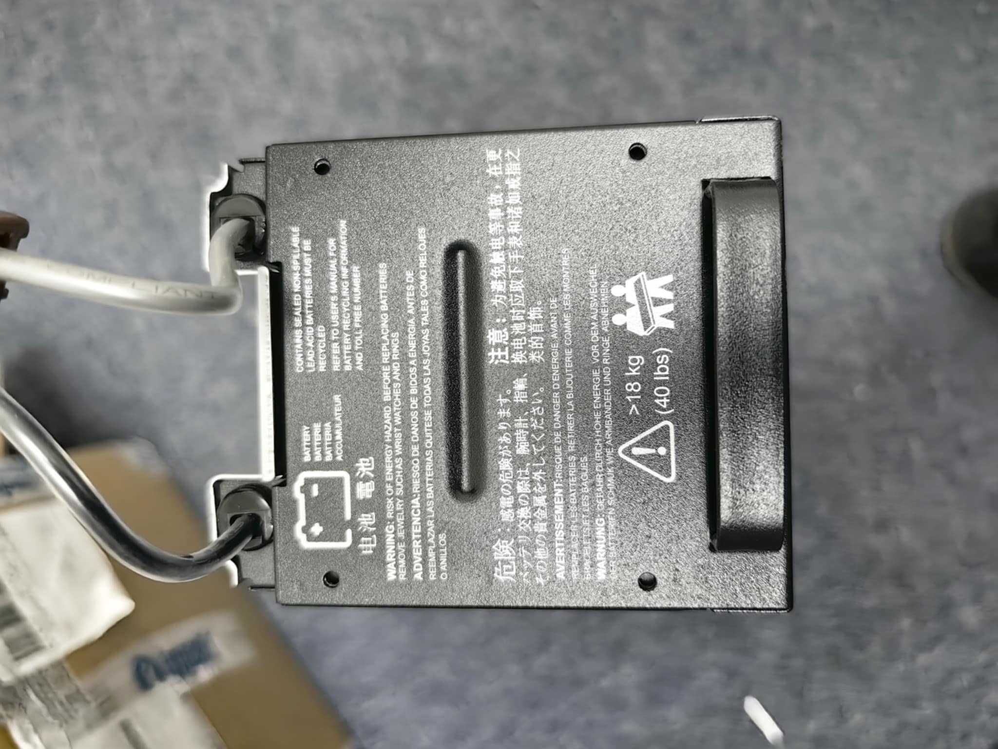 APC Smart-UPS 0M-816336C (12V 9Ah) Akumulator