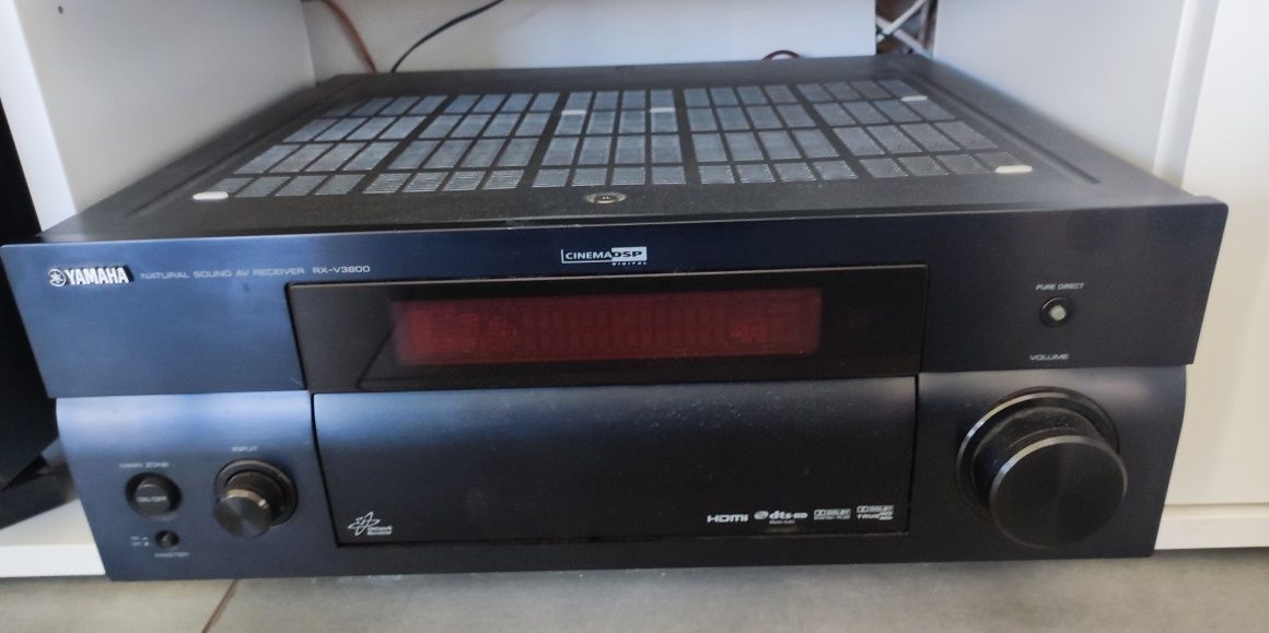 Yamaha v3800 amplituner