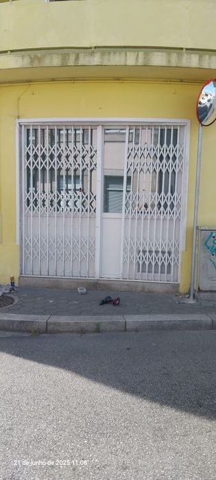 Grade de segurança com chave